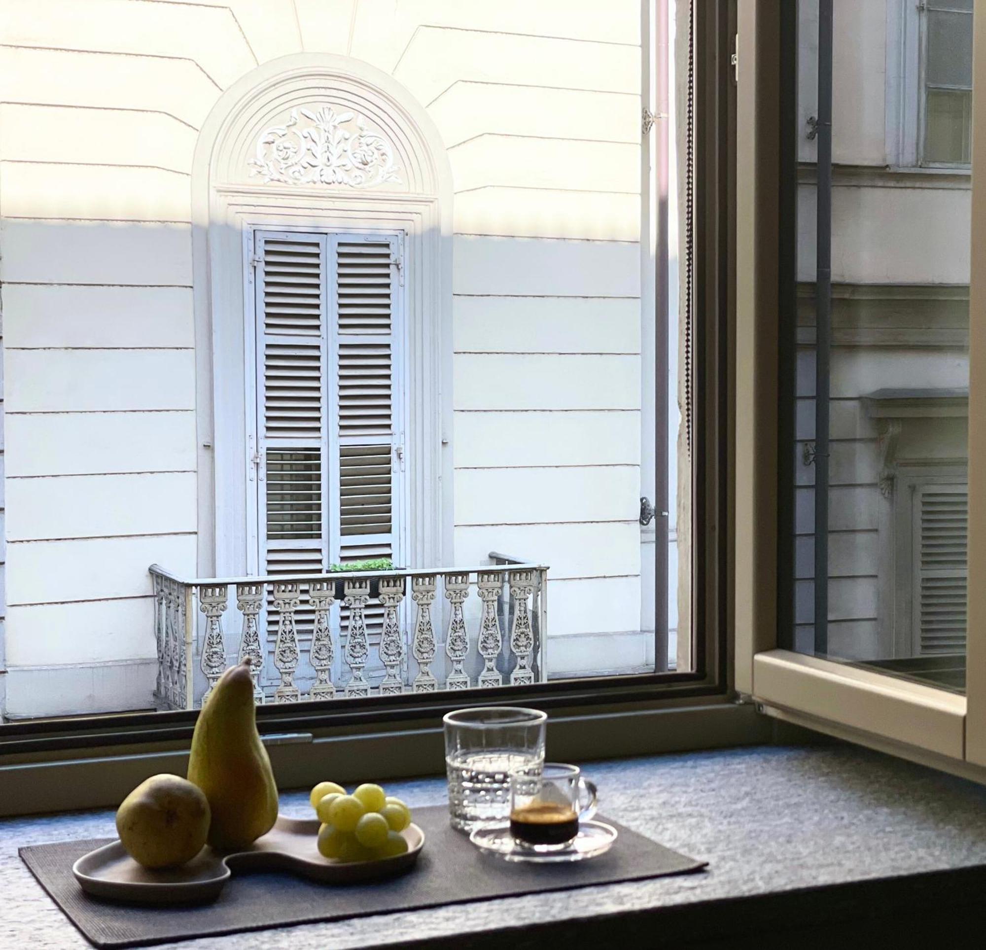 Jacuzzi Luxury Apartment In The Town Centre Турин Экстерьер фото